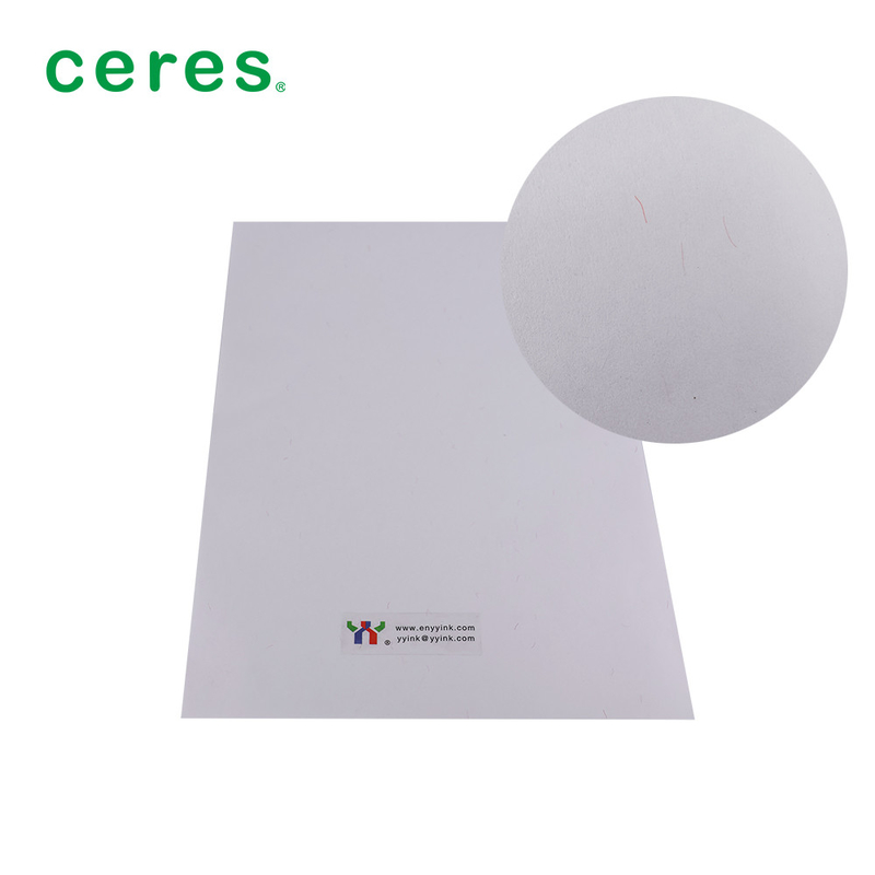 Papier z włókien UV widoczny w kolorze czerwonym i niewidzialny w kolorze niebieskim o długości 3 mm